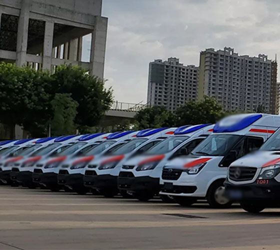 若羌县服务车队展示